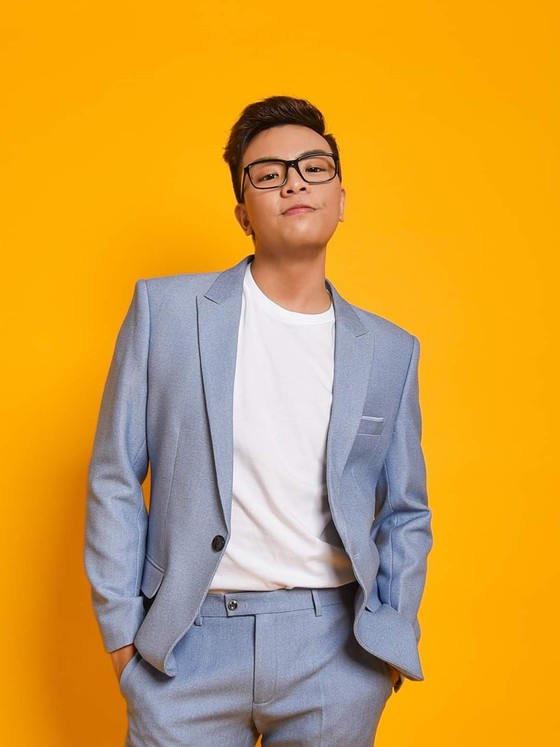 Văn Mai Hương và nhạc sĩ Hứa Kim Tuyền khiến khán giả xúc động với ca khúc Ước mơ của mẹ ảnh 4