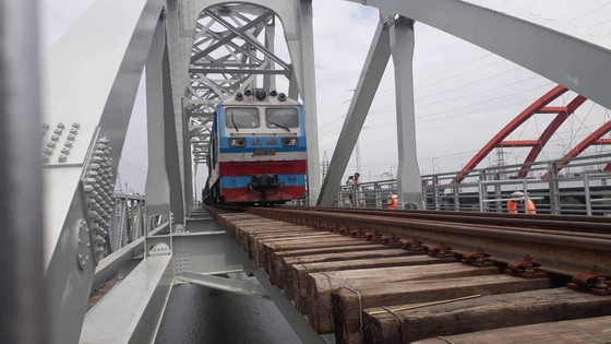 Điều chỉnh lịch chạy tàu Hà Nội - TPHCM: thêm đôi tàu SE5/6 ảnh 1