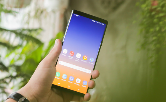 4 Smartphone Samsung đáng mua nhất tháng 4 ảnh 2