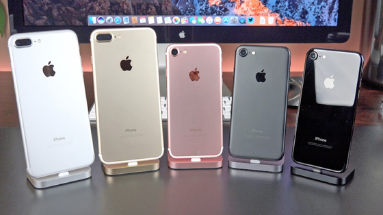 Phone đời cũ vào mùa rẻ nhất trong năm ảnh 1