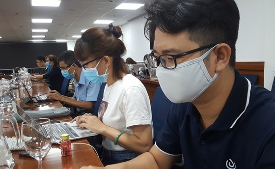 Ngăn chặn tình trạng tái sử dụng khẩu trang y tế ảnh 1