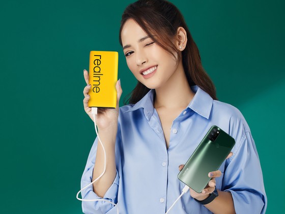 Chương trình pre-order realme 7i với bộ quà tặng hấp dẫn ảnh 1