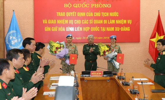 Cử 2 sĩ quan tham gia Lực lượng Gìn giữ hòa bình Liên hiệp quốc ảnh 1