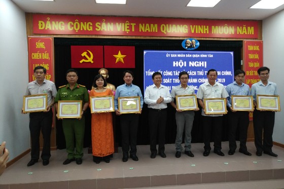 Tỷ lệ hồ sơ giải quyết đúng hạn ở quận Bình Tân đạt 100% ảnh 2