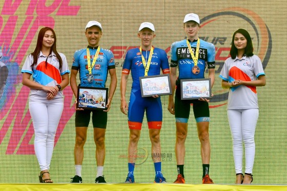 Áo vàng Culey quá mạnh, Bike Life Đồng Nai vẫn đứng nhì sau 3 chặng giải xe đạp Selangor ảnh 2