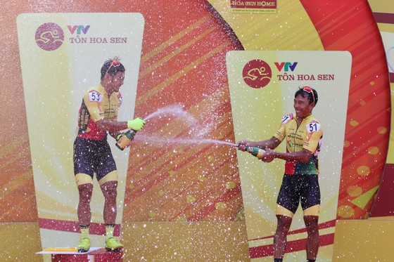 Lê Nguyệt Minh giúp xe đạp TPHCM thắng chặng đầu tiên ảnh 2