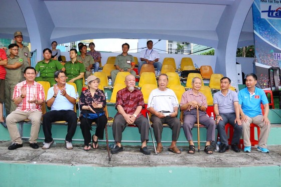 Hưng Dũng FC đăng quang giải bóng đá Thiên Long 2017 ảnh 1