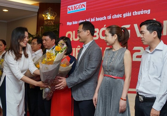 Lãnh đạo VFF cám ơn những đóng góp của BTC giải thưởng Quả bóng vàng Việt Nam ảnh 2