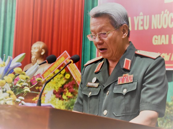 “Đừng vỗ ngực - tôi là “công thần”, muốn nói sao thì nói” ảnh 4