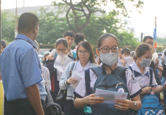 Trường Phổ thông Năng khiếu (ĐHQG TPHCM) công bố điểm chuẩn vào lớp 10 ảnh 1