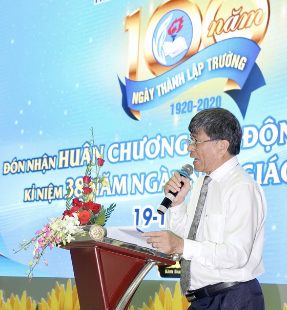 Trường tiểu học “100 năm tuổi” đón nhận Huân chương Lao động hạng nhất ảnh 4