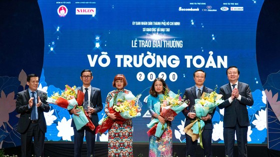 Giải thưởng Võ Trường Toản lần thứ 23 năm 2020 tôn vinh 50 nhà giáo tiêu biểu của TPHCM ảnh 5