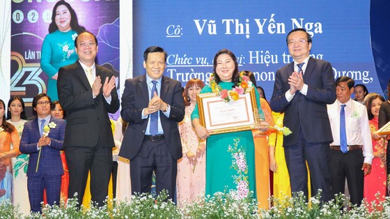 Giải thưởng Võ Trường Toản lần thứ 23 năm 2020 tôn vinh 50 nhà giáo tiêu biểu của TPHCM ảnh 2