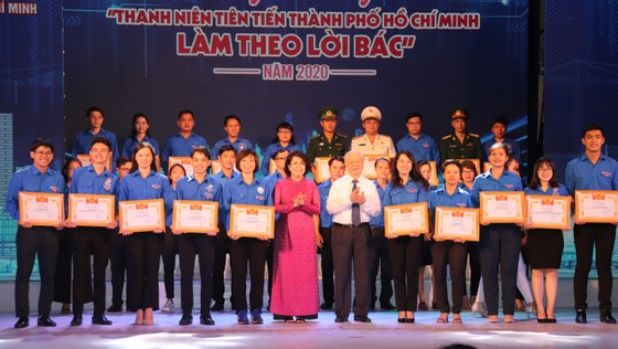 Tuyên dương 234 Thanh niên tiên tiến TPHCM làm theo lời Bác năm 2020 ảnh 4