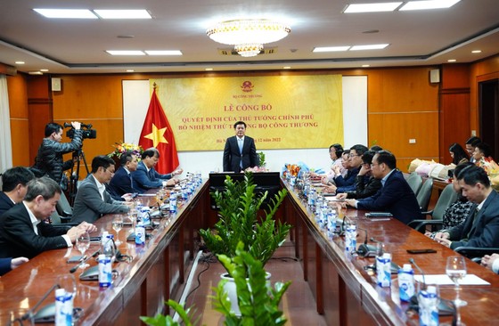 Đồng chí Phan Thị Thắng nhận chức Thứ trưởng Bộ Công thương ảnh 3