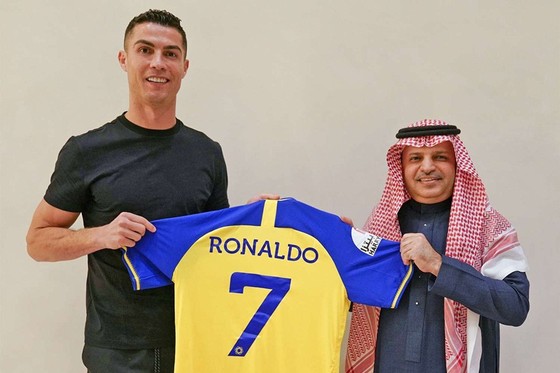 Cristiano Ronaldo đã gia nhập CLB của Saudi Arabia, Al-Nassr.