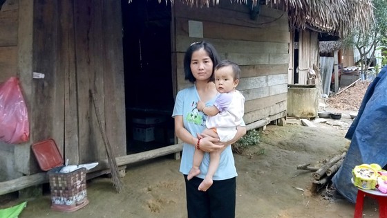 Trao hỗ trợ 66,2 triệu đồng cho gia đình khó khăn ở Hà Tĩnh và Huế