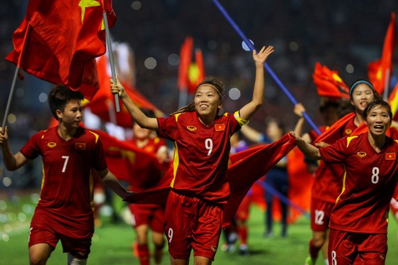 Đội bóng đá nữ Việt Nam đã thi đấu đạt nhiều thành tích xuất sắc