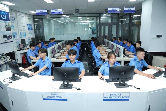 Thí sinh còn nhiều thời gian để lựa chọn, đăng ký vào ngành học phù hợp ảnh 64