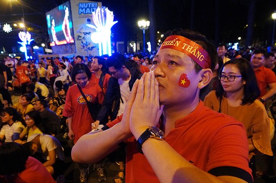 Đội tuyển Việt Nam dừng bước ở Asian Cup 2019: Sự nuối tiếc bao trùm! ảnh 7