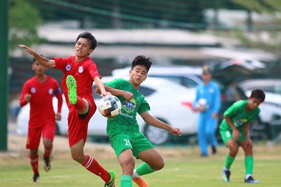 LĐBĐ TPHCM khánh thành 2 sân tập cho bóng đá Năng khiếu ảnh 2