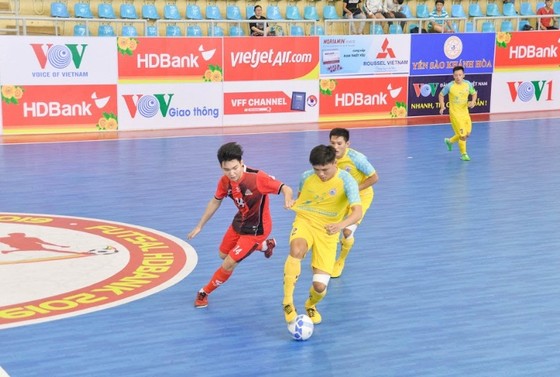 Thắng Sahako 1-0, Thái Sơn Nam trở lại đường đua ảnh 1
