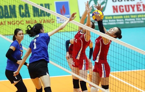 Vòng 2 Giải bóng chuyền VĐQG 2020: Kim Huệ và Đoàn Thị Xuân trở lại đội hình Ngân hàng Công thương ảnh 2
