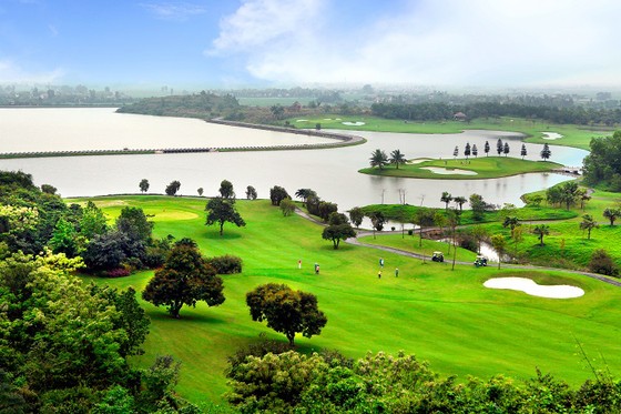 Một số sân golf ở Ninh Bình đã được hoạt động trở lại.