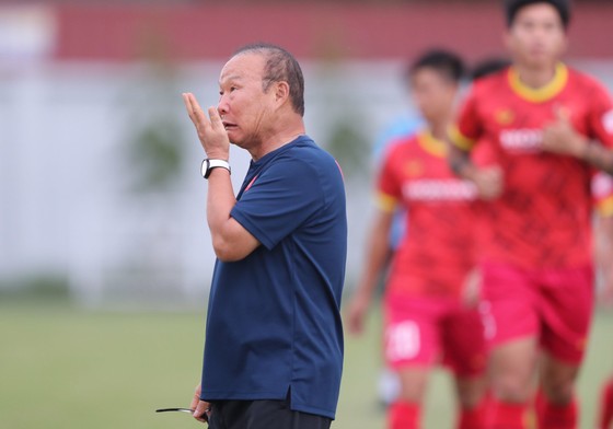 HLV Park Hang-seo chia tay bóng đá Việt Nam sau 5 năm gắn bó. Ảnh: DŨNG PHƯƠNG 