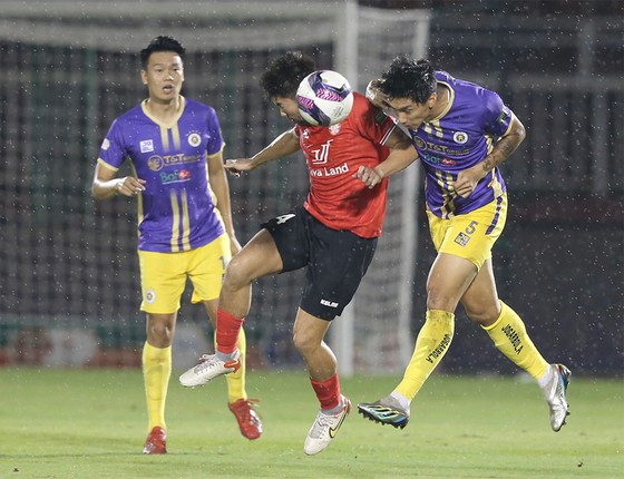 CLB TPHCM - CLB Hà Nội 0-6: Chủ nhà thua toàn diện ảnh 1