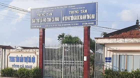 Tạm giữ hình sự đối tượng bị tố “cưỡng ép giao cấu đồng giới” tại Trung tâm bảo trợ xã hội tỉnh Cà Mau