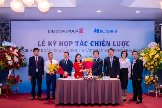 Tập đoàn Xây dựng Hòa Bình và Tập đoàn DragonGroup ký kết hợp tác chiến lược ảnh 3