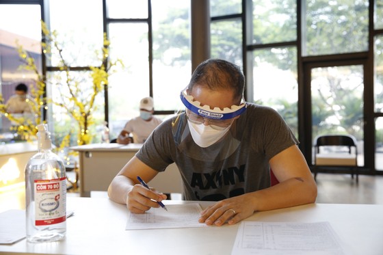 Nhân viên Phú Mỹ Hưng và cư dân đô thị tham gia tình nguyện hiến máu ảnh 1