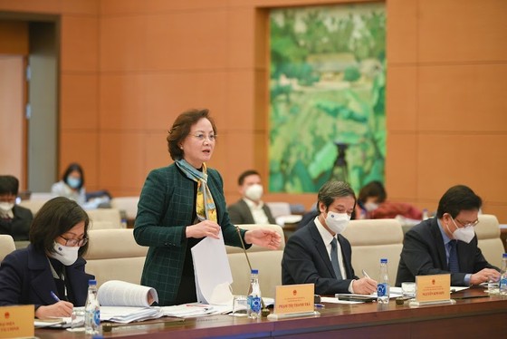 Thiếu nhiều giáo viên, lương nhà giáo chưa hấp dẫn ảnh 1