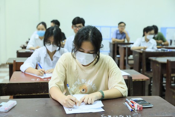 Bộ GD-ĐT cảnh báo việc “nhiễu” thông tin về đề thi ảnh 1