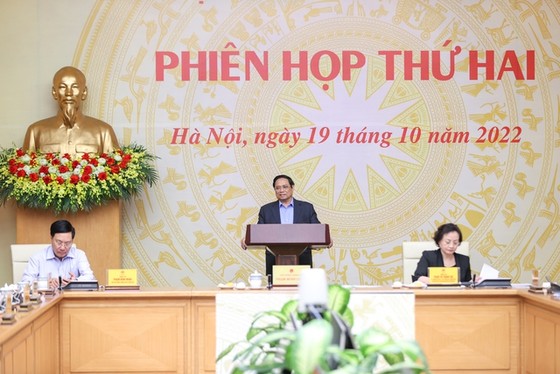 Đề xuất tăng lương để khắc phục tình trạng công chức, viên chức nghỉ việc ảnh 1