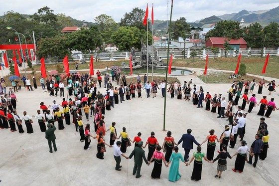 Ngày hội Đại đoàn kết toàn dân tộc cùng bà con xã Mường Sang, huyện Mộc Châu, tỉnh Sơn La