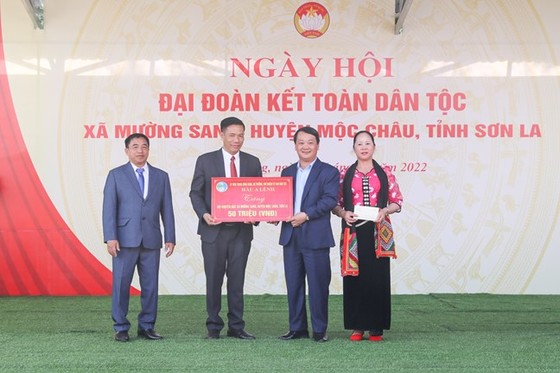 Rộn ràng Ngày hội Đại đoàn kết toàn dân tộc ảnh 2