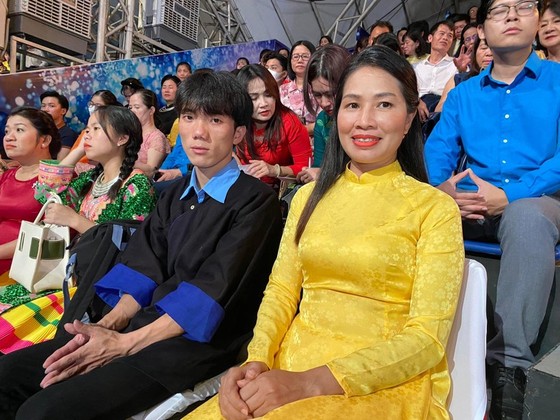 Cây đời trăm năm - Tôn vinh các nhà giáo tiêu biểu ảnh 2