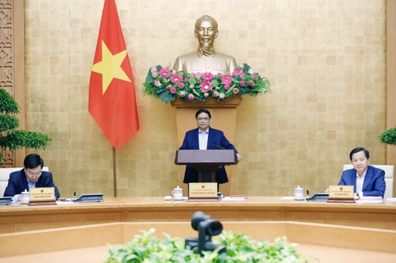 Tập trung tín dụng vào 3 động lực tăng trưởng là đầu tư, xuất khẩu, tiêu dùng ảnh 2