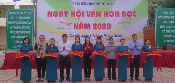 Huyện Cần Giờ khai mạc Ngày hội Văn hóa đọc năm 2020 ảnh 1