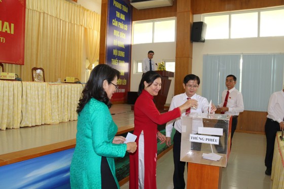 Ông Nguyễn Văn Hồng làm Chủ tịch UBND huyện Cần Giờ ảnh 2
