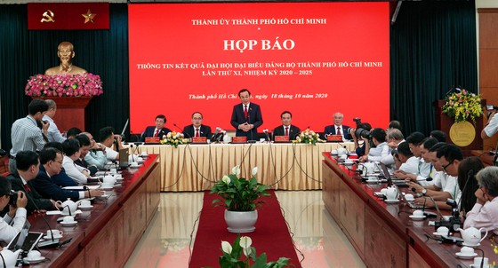 Ban Chấp hành Đảng bộ TPHCM khóa XI là “đội hình mạnh nhất hiện nay” để đảm đương các nhiệm vụ đặt ra ảnh 1