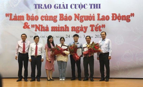 10 tác phẩm đoạt giải cuộc thi “Nhà mình ngày Tết” và “Làm báo cùng Báo Người Lao Động” ảnh 1 10 tác phẩm đoạt giải cuộc thi “Nhà mình ngày Tết” và “Làm báo cùng Báo Người Lao Động” ảnh 1