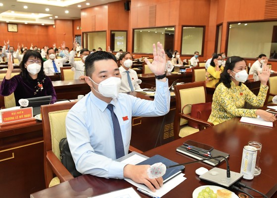 Đề xuất chi 427 tỷ đồng hỗ trợ học phí học kỳ 1 năm học 2021-2022 ảnh 1