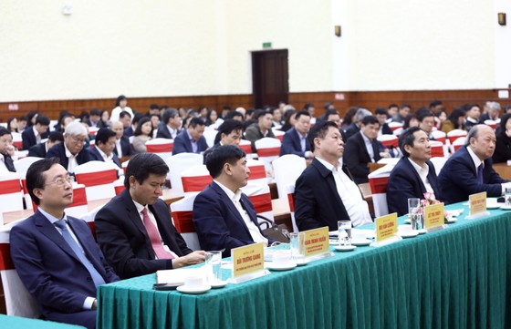 Xử lý kịp thời những vấn đề bức xúc nảy sinh khi chuẩn bị đại hội đảng các cấp ảnh 2