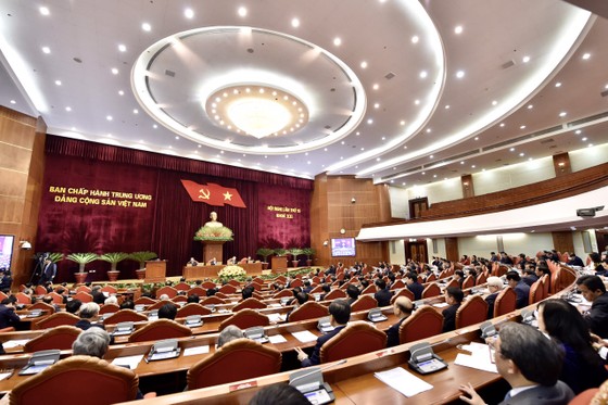 Xem xét, đề cử nhân sự 4 chức danh lãnh đạo chủ chốt khóa XIII ảnh 1