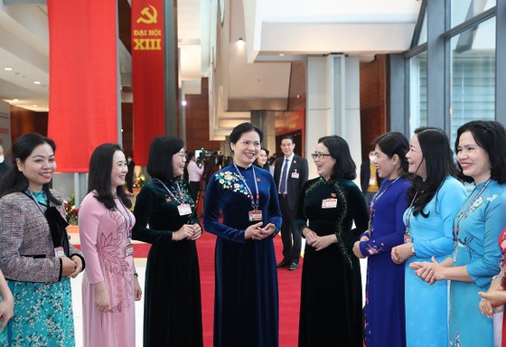 Giữ vững độc lập, chủ quyền, toàn vẹn lãnh thổ là ưu tiên hàng đầu trong đường lối đối ngoại ảnh 2 Giữ vững độc lập, chủ quyền, toàn vẹn lãnh thổ là ưu tiên hàng đầu trong đường lối đối ngoại ảnh 2