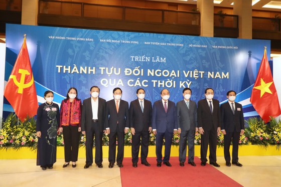 Bảo đảm cao nhất lợi ích quốc gia - dân tộc trong hoạt động đối ngoại ảnh 7