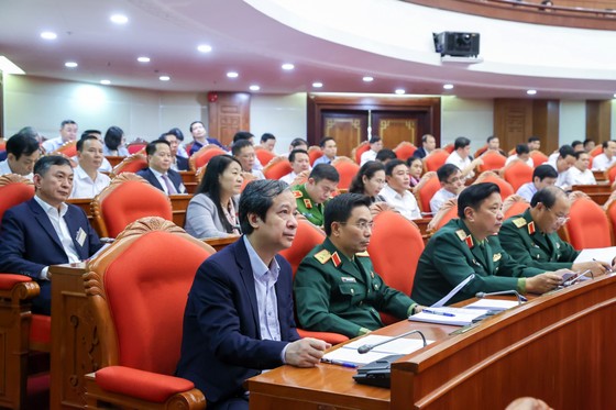 Đổi mới về tư duy và nhận thức, tập trung phát triển toàn diện vùng Bắc Trung bộ và Duyên hải Trung bộ ảnh 14